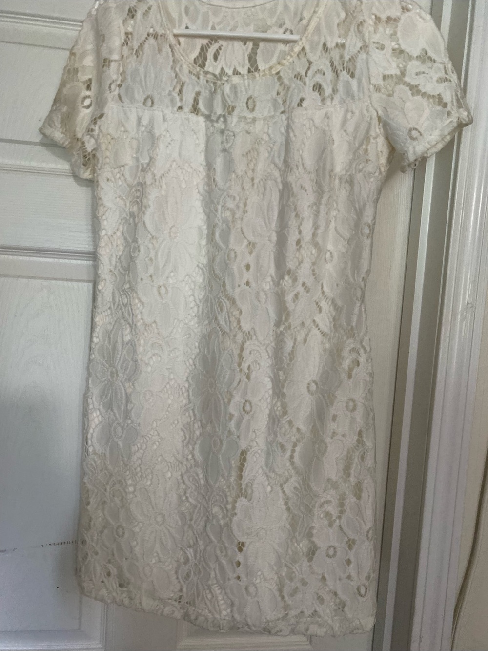 Hollister Cream Lace Shift Top